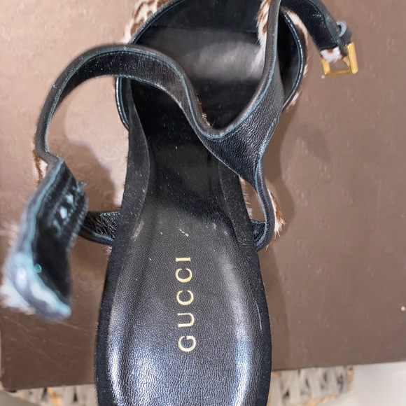 Authentic Gucci wedges Box and duster included. No visible signs of damage. - Picture 6 of 9